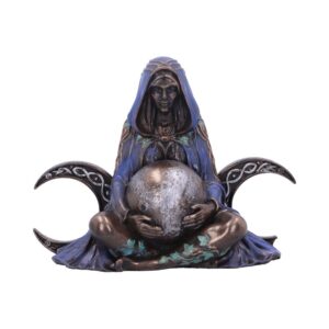 B6150w2 with ethereal witchy aesthetic