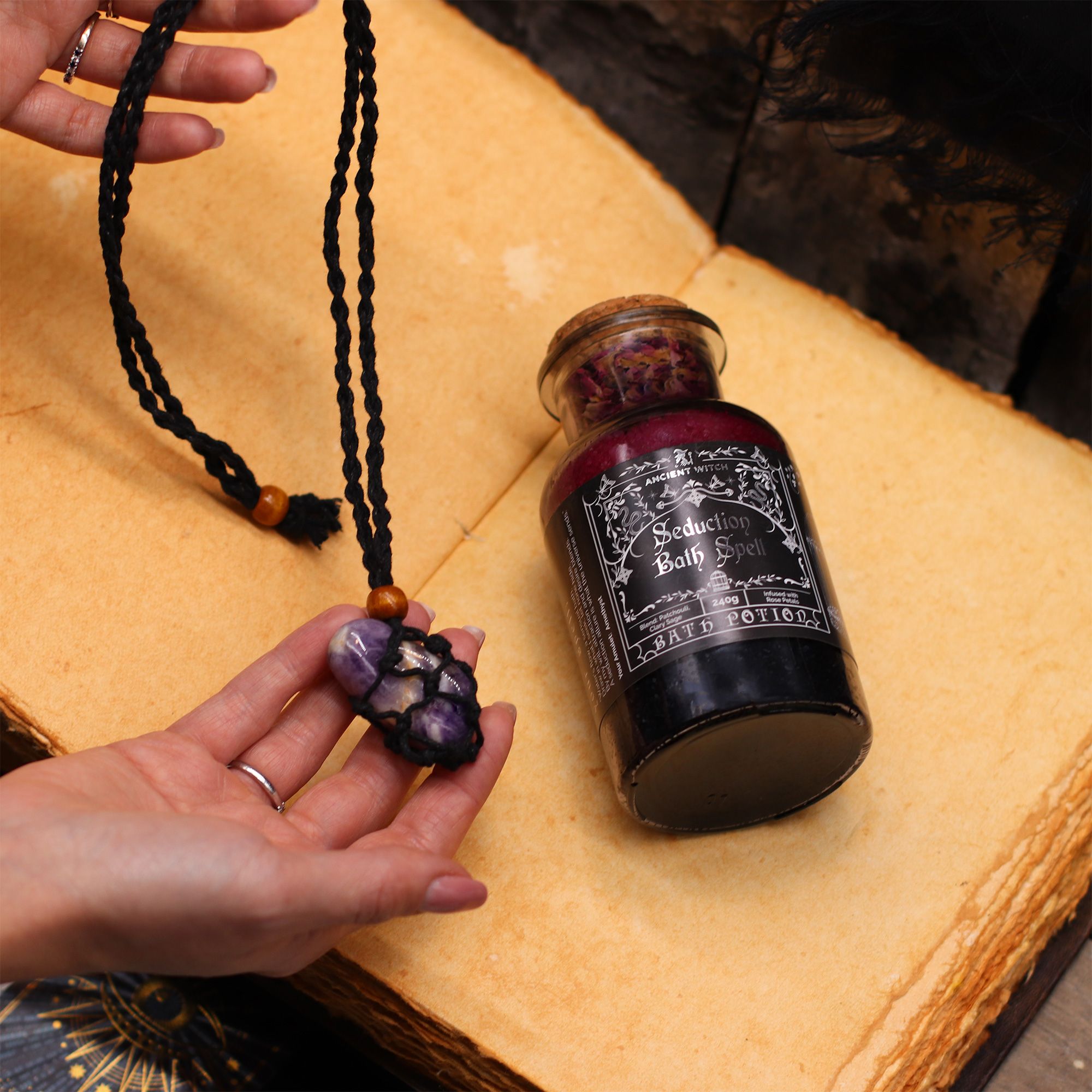 Bg9jyww6ly9tzwrpys9iuy8wrc82mfizmemxsjy0u0swrehtl2e0ztuxn2jllmpwzw showing magical witchy style