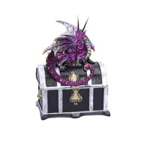 U4800p9 showing spellbinding witchy style