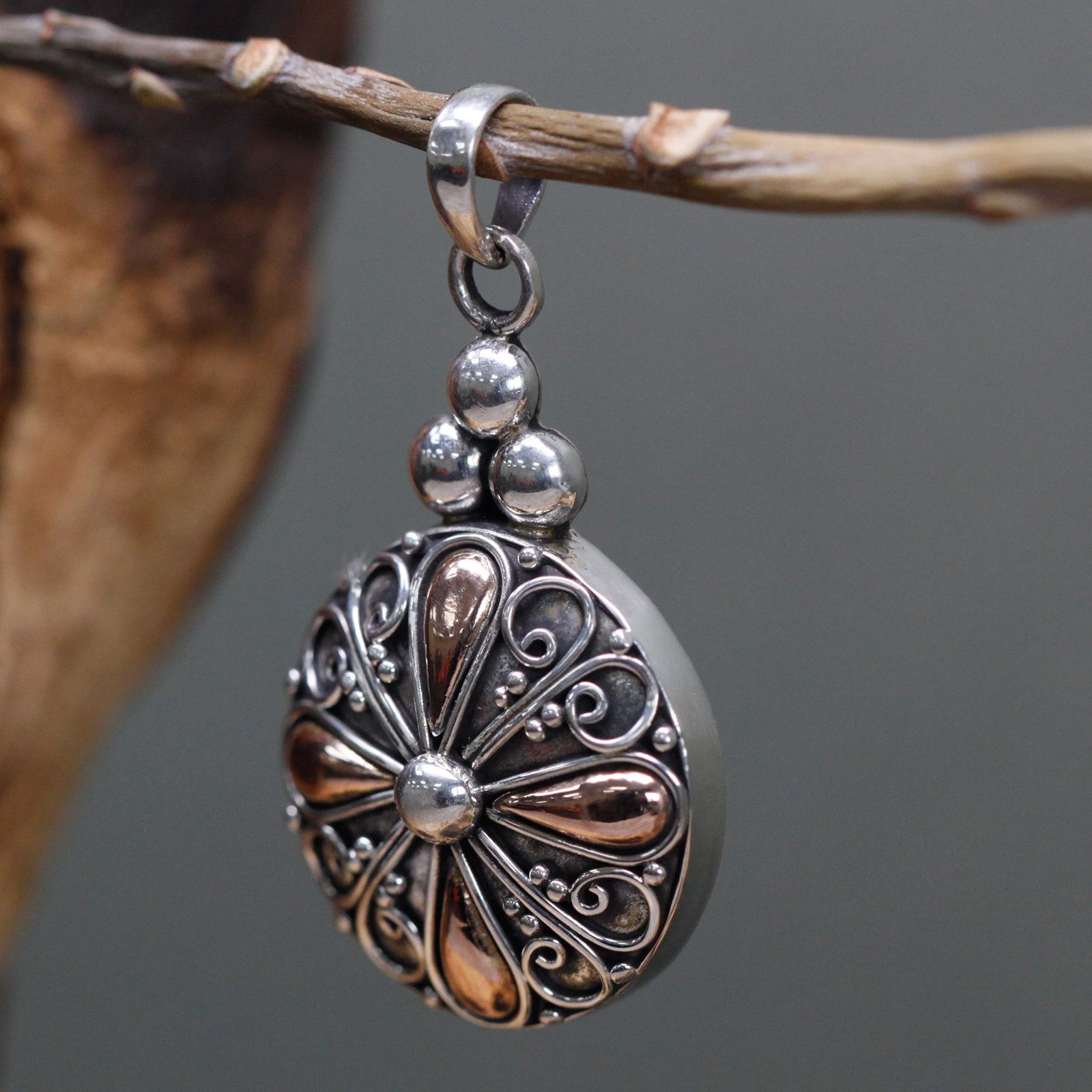 Silver & Gold Pendant - Classic Round - Image 3