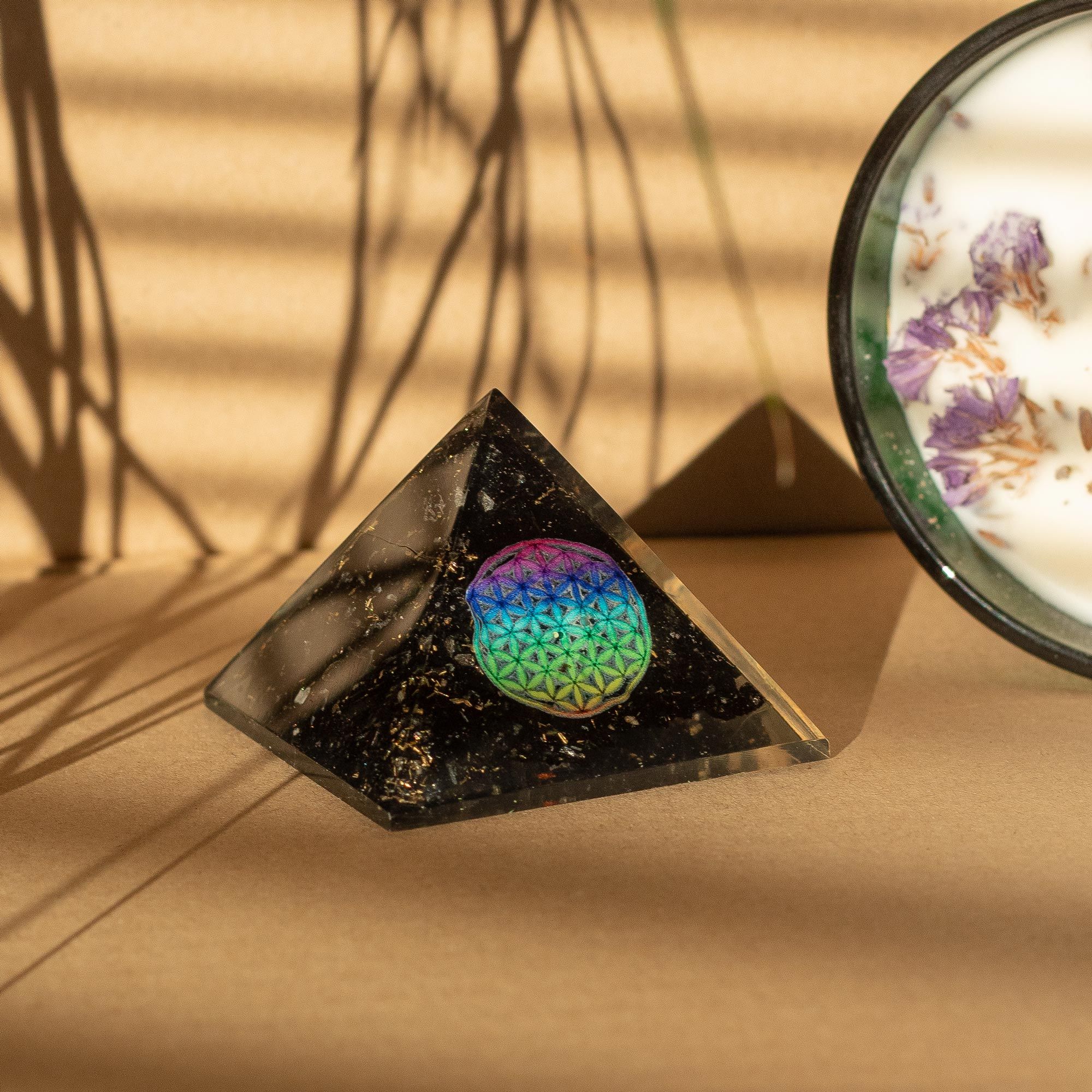 Small Organite Pryamids 5.5x4.5cm - Flower of Life - Black Tormaline Chips - Image 3