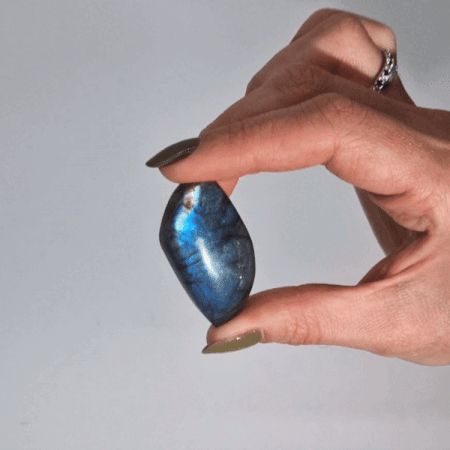 Enchanted Madagascar Labradorite Leaf Stone (approx 15-20gms 45-55mm) in Crystals & Chips style, dusky crypt dusky autumn with gothic mystical style