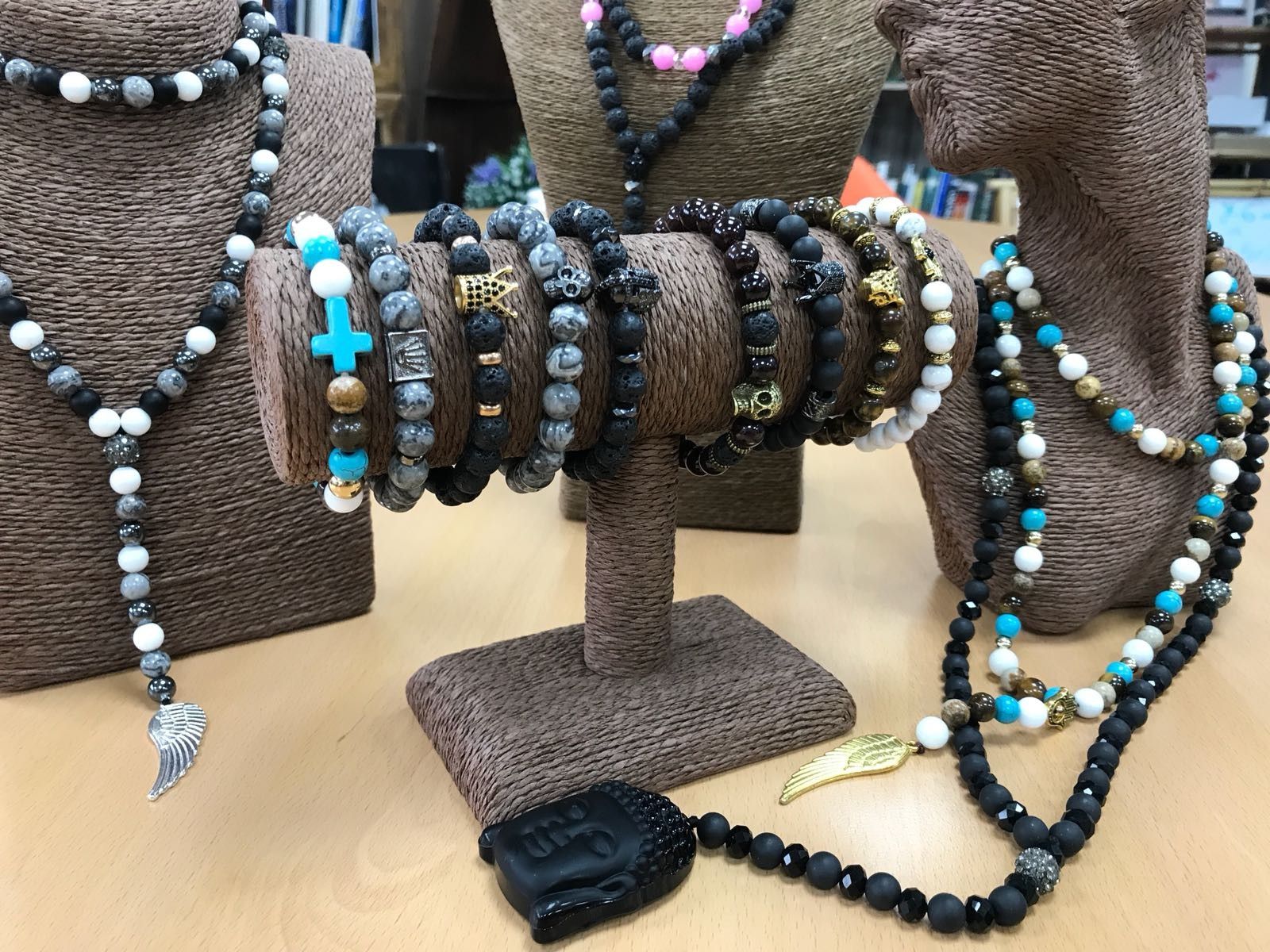 Crown Ingot / Grey Agate - Gemstone Bracelet - Image 3