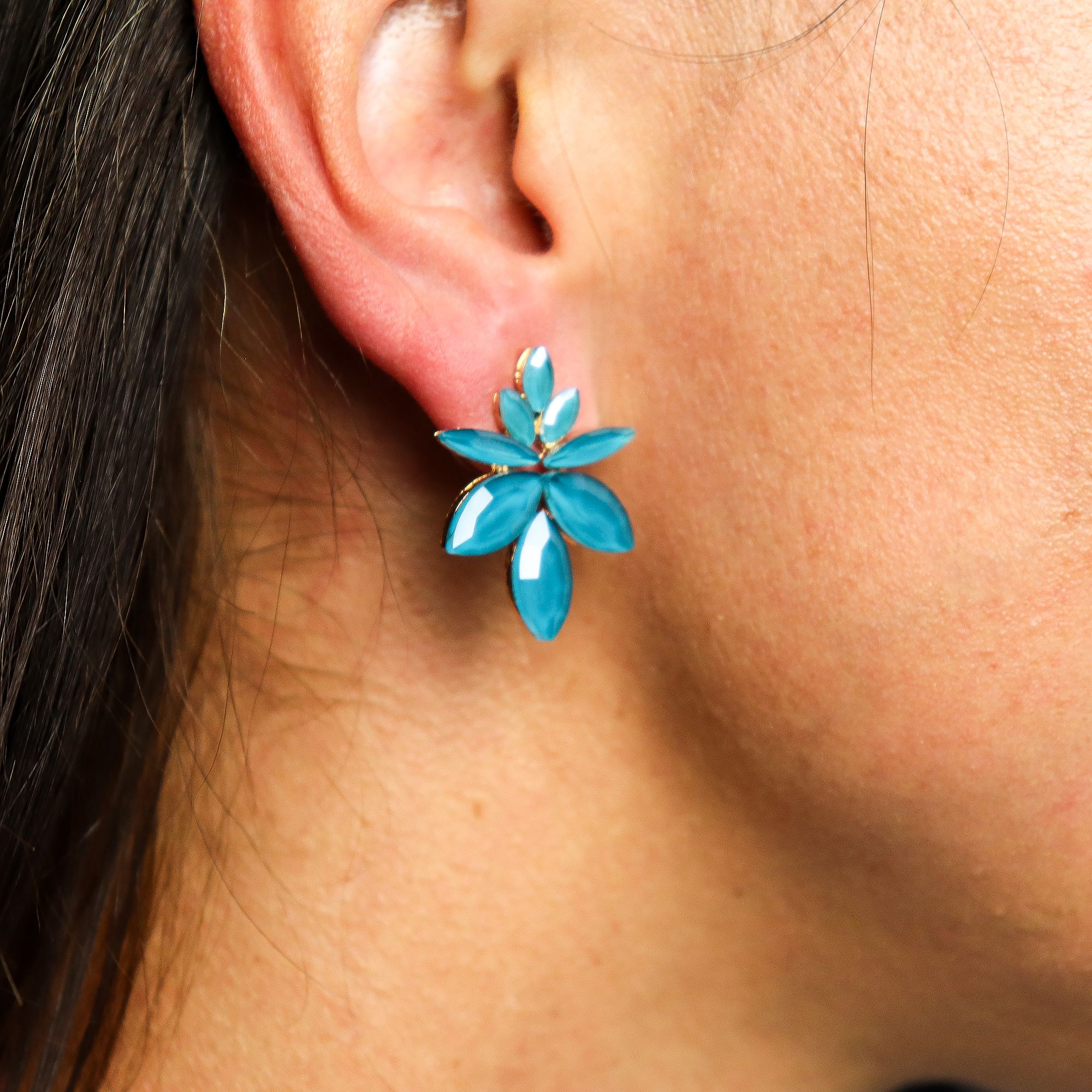 Teal Green - Vintage Glass - Flowers - Earrings - Image 7
