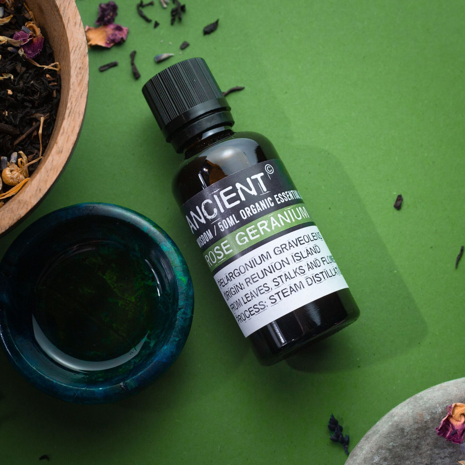 Patchouli Organic Essential Oil 50ml - Image 2