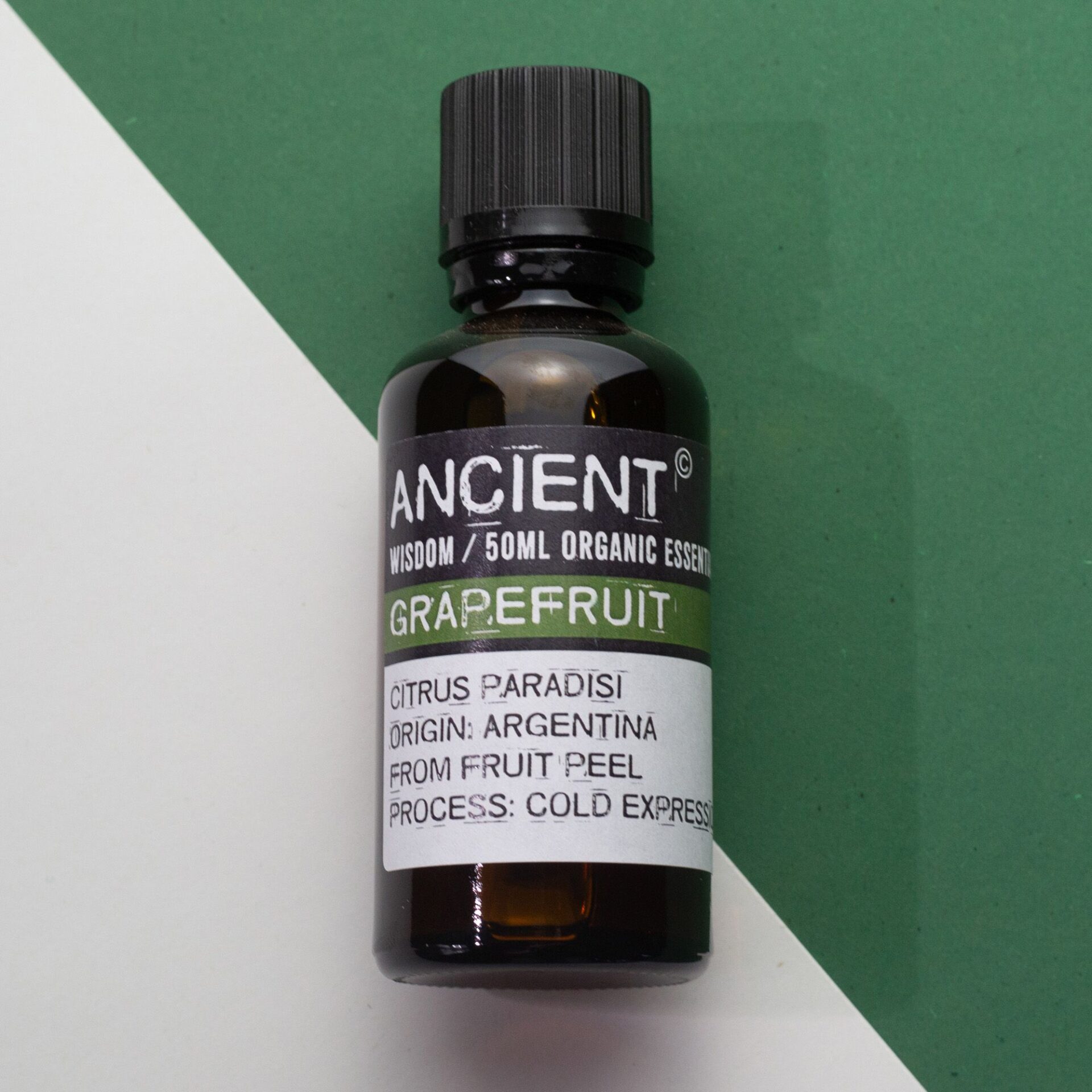 Grapefruit Organic Essential Oil 50ml - Image 2