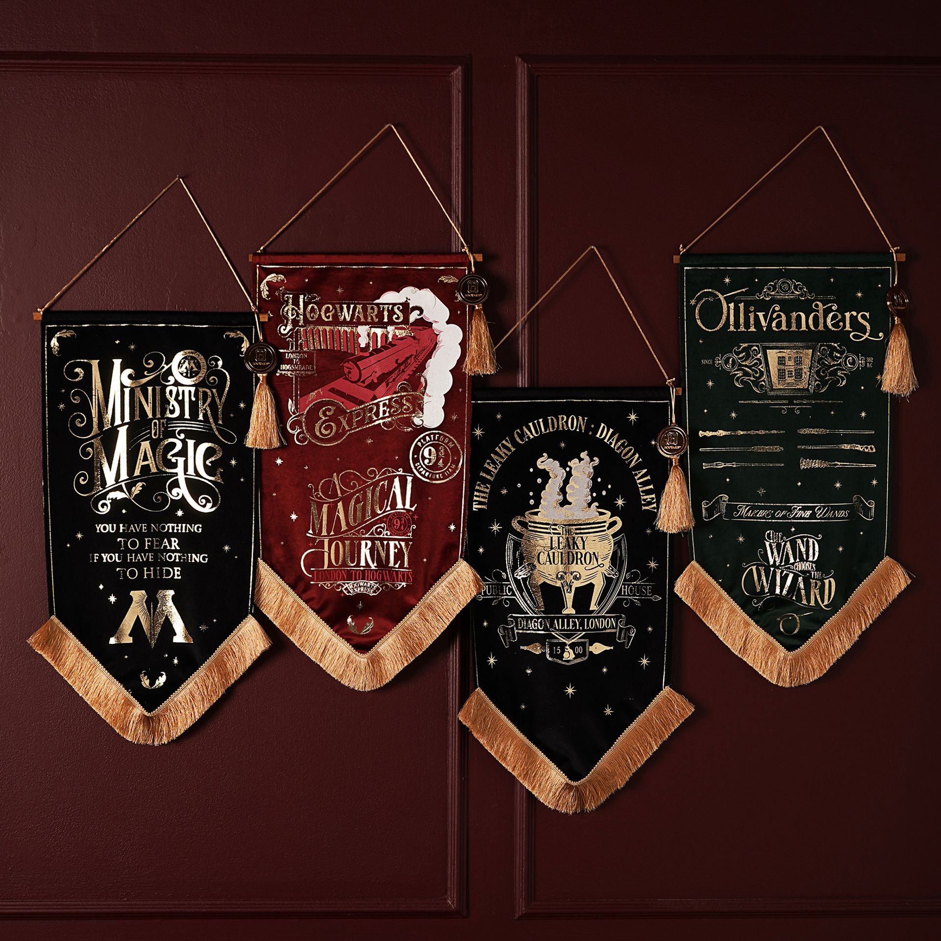 Warner Bros Harry Potter Alumni Banner - Ministry Of Magic - Image 5