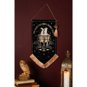 Warner Bros Harry Potter Alumni Banner - Leaky Cauldron
