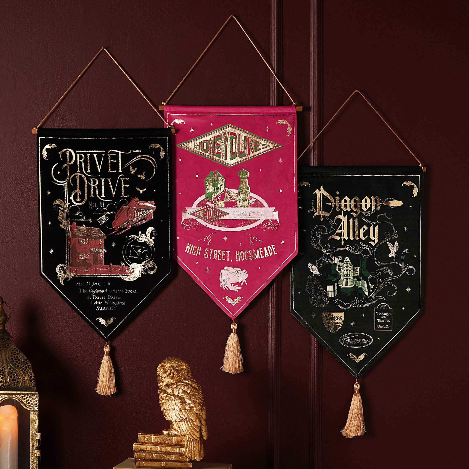 Warner Bros Harry Potter Alumni Banner - Diagon Alley - Image 4