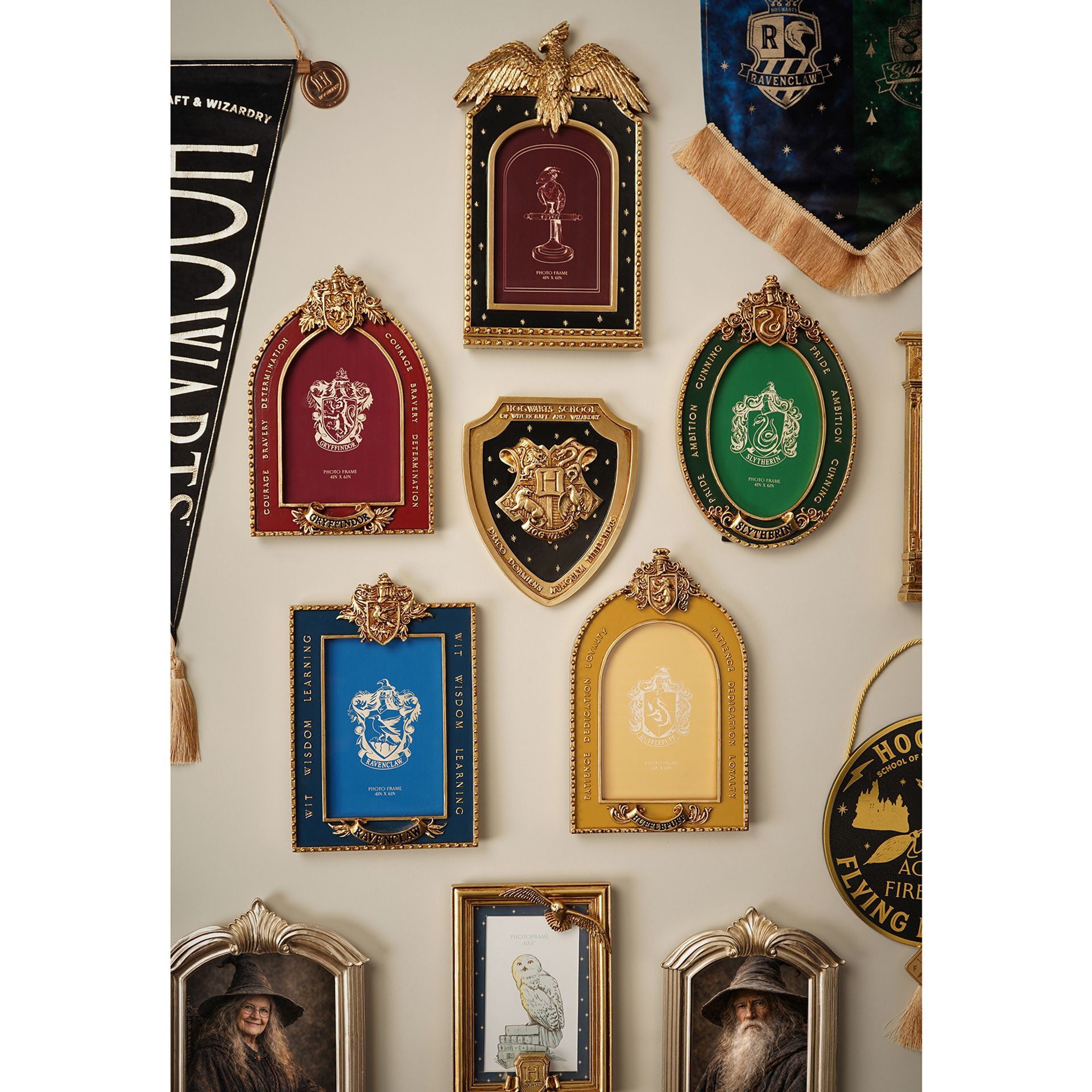 Harry Potter Alumni 3D Wall Art Hogwarts Crest Shield - Image 6